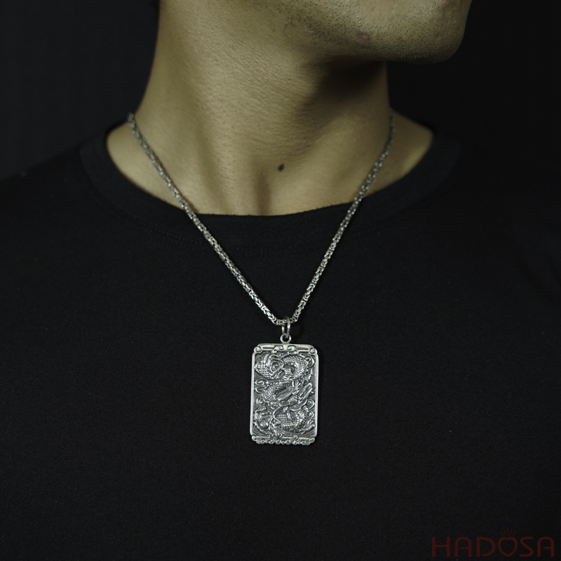 Mặt dây chuyền bạc Thái hình Rồng