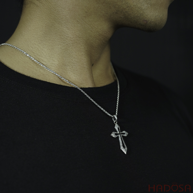 Mặt dây chuyền bạc Thái Thánh Giá 40x25mm