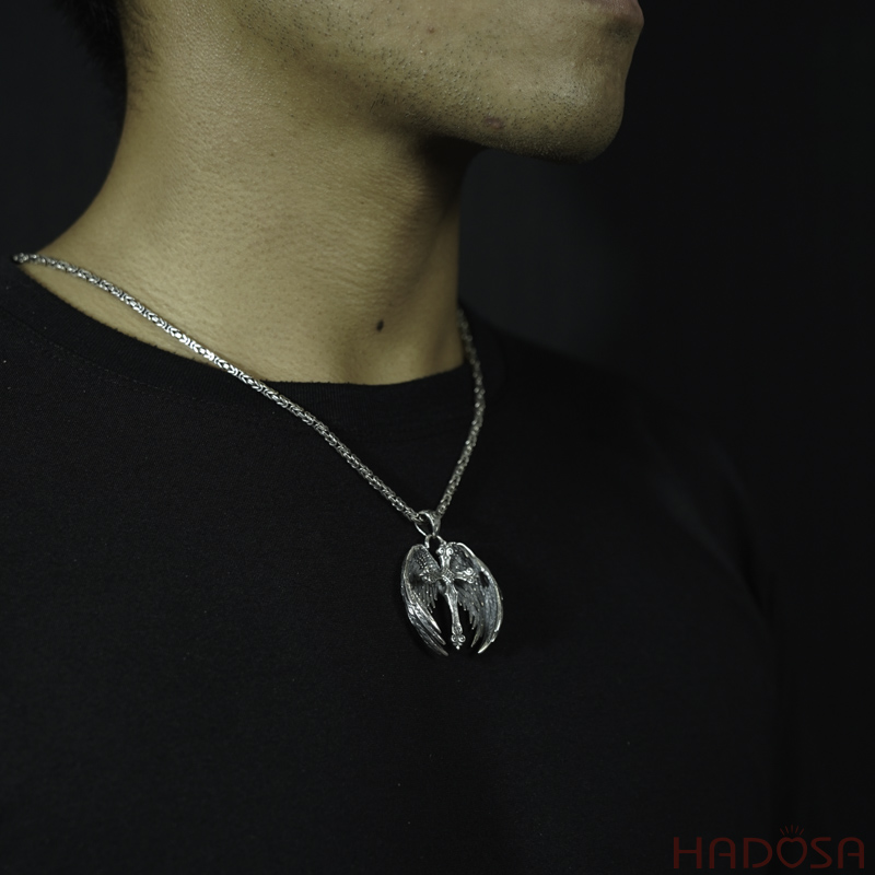 Mặt dây chuyền bạc thánh giá đôi cánh