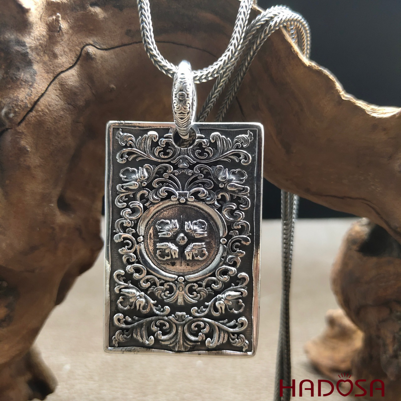 Mặt dây chuyền bạc Thái cá chép liên hoa