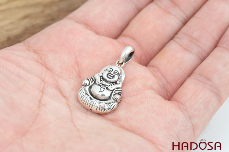 Mặt dây chuyền bằng bạc Phật di lạc