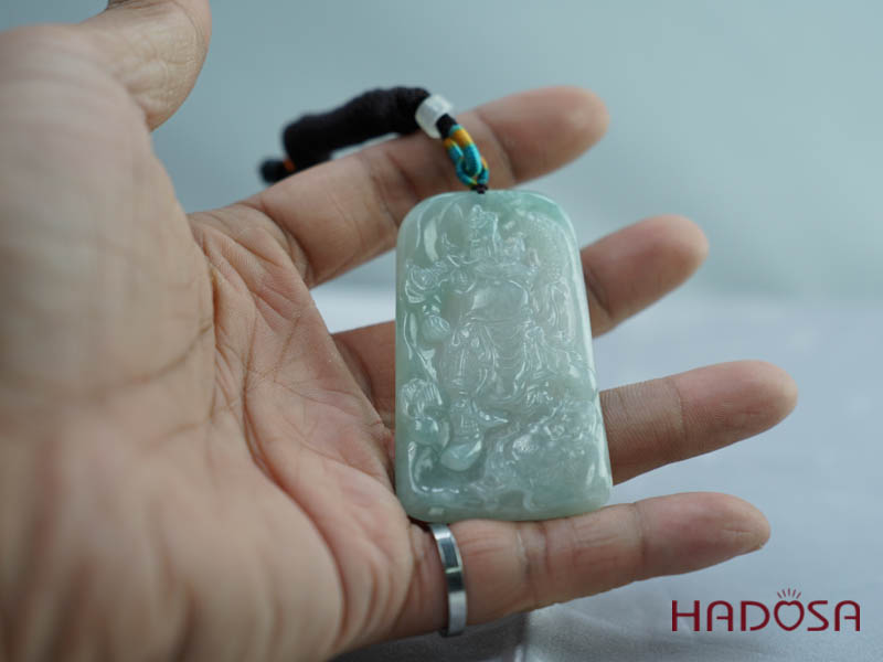 Mặt dây chuyền Cẩm Thạch A Quan Vân Trường 66*38*6mm