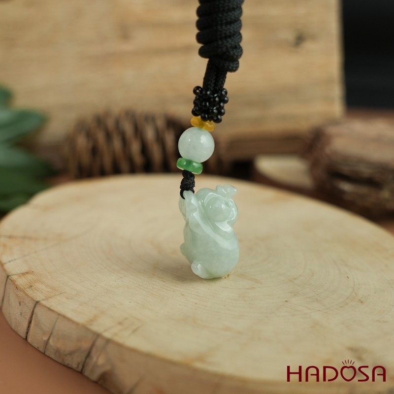 Mặt dây chuyền Heo cẩm thạch Phong thủy