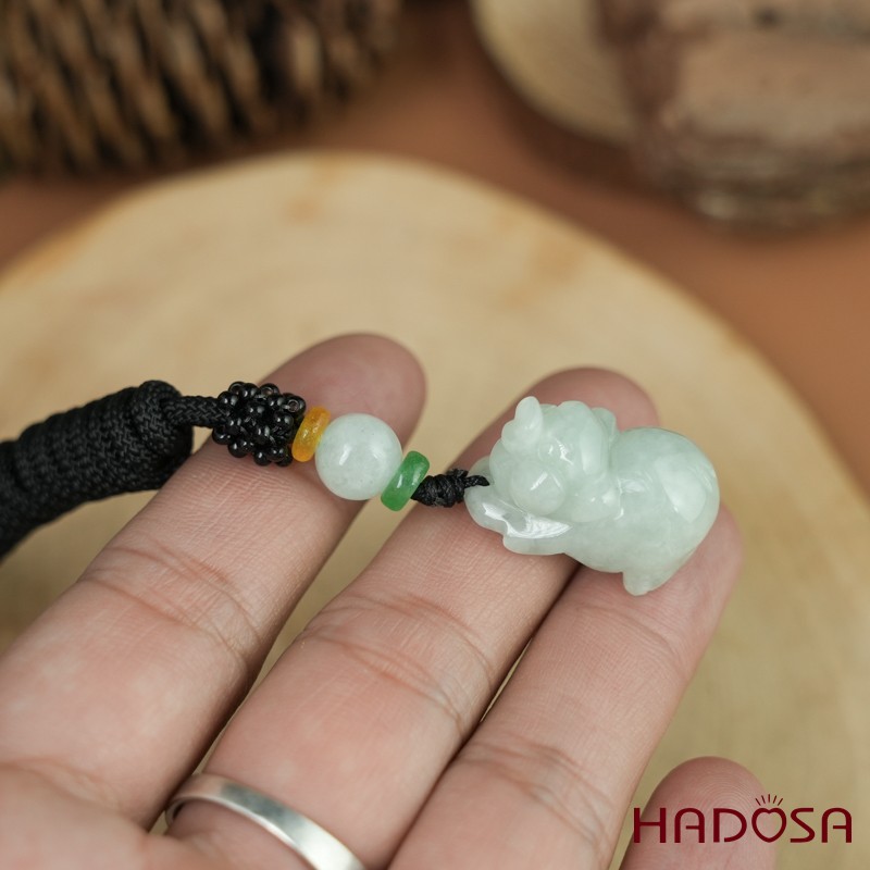 Mặt dây chuyền Heo cẩm thạch Phong thủy