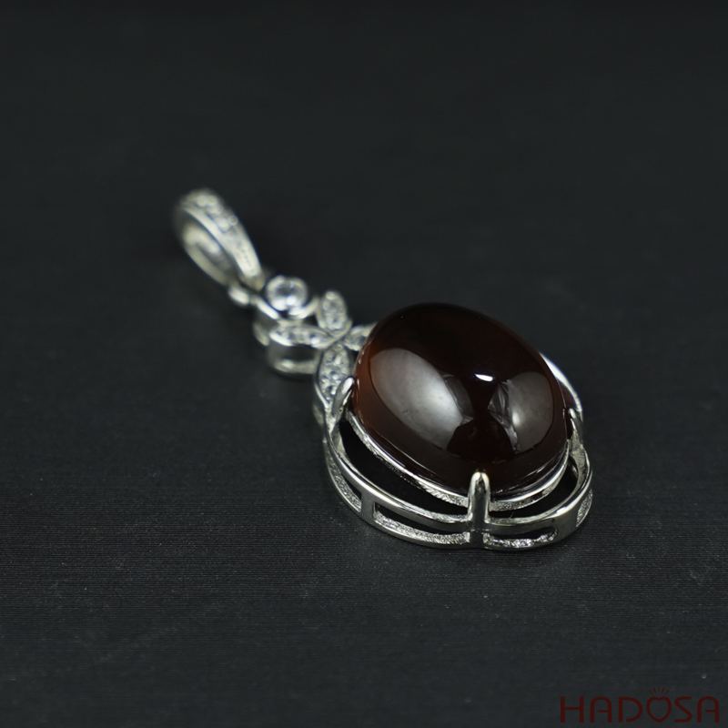 Mặt dây chuyền đá Garnet oval 10x13mm