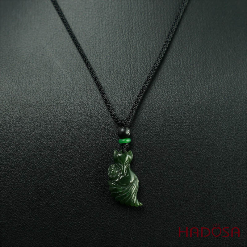 Mặt Cửu Vĩ Hồ Ngọc Bích ôm bông 15*27mm