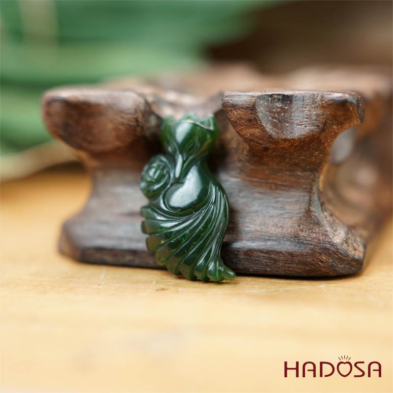 Mặt Cửu Vĩ Hồ Ngọc Bích ôm bông 15*27mm