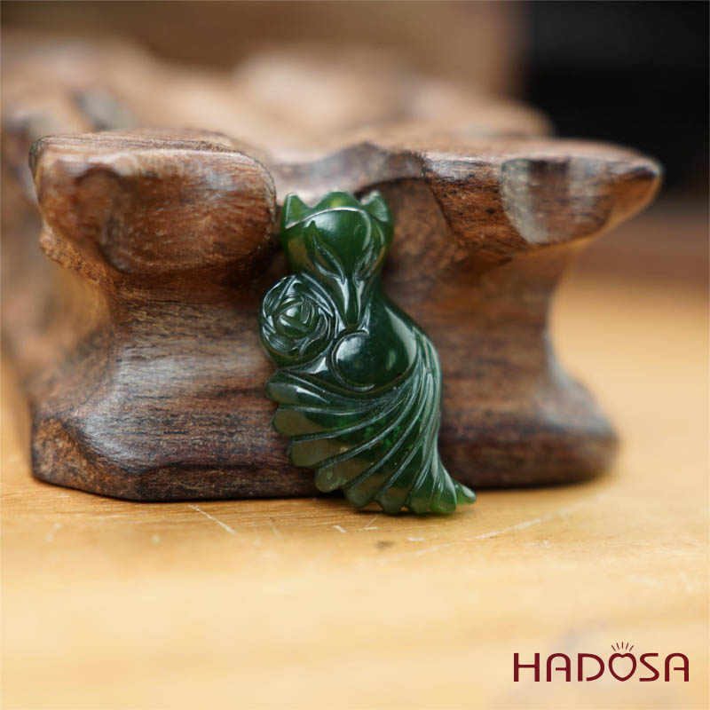 Mặt Cửu Vĩ Hồ Ngọc Bích ôm bông 15*27mm