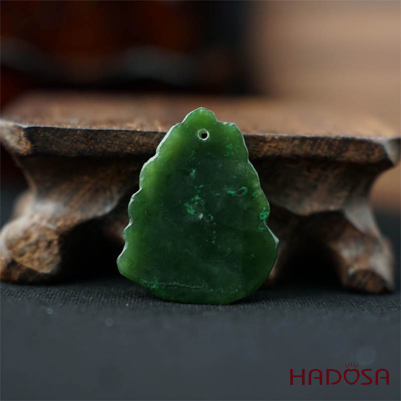 Mặt Cửu Vĩ Hồ Ngọc Bích