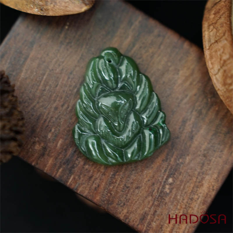 Mặt Cửu Vĩ Hồ Ngọc Bích