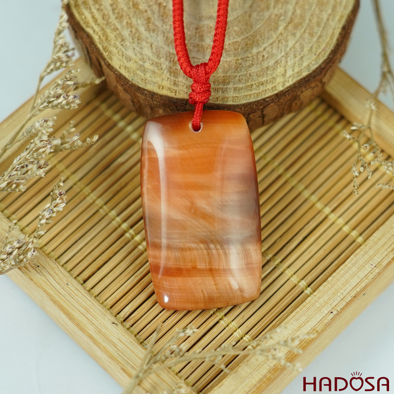 Mặt dây chuyền mắt hổ cam đỏ chuẩn 6A 37x22mm