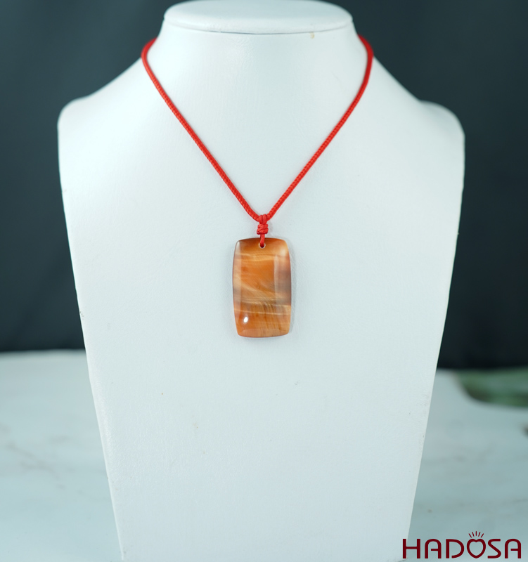 Mặt dây chuyền mắt hổ cam đỏ chuẩn 6A 37x22mm