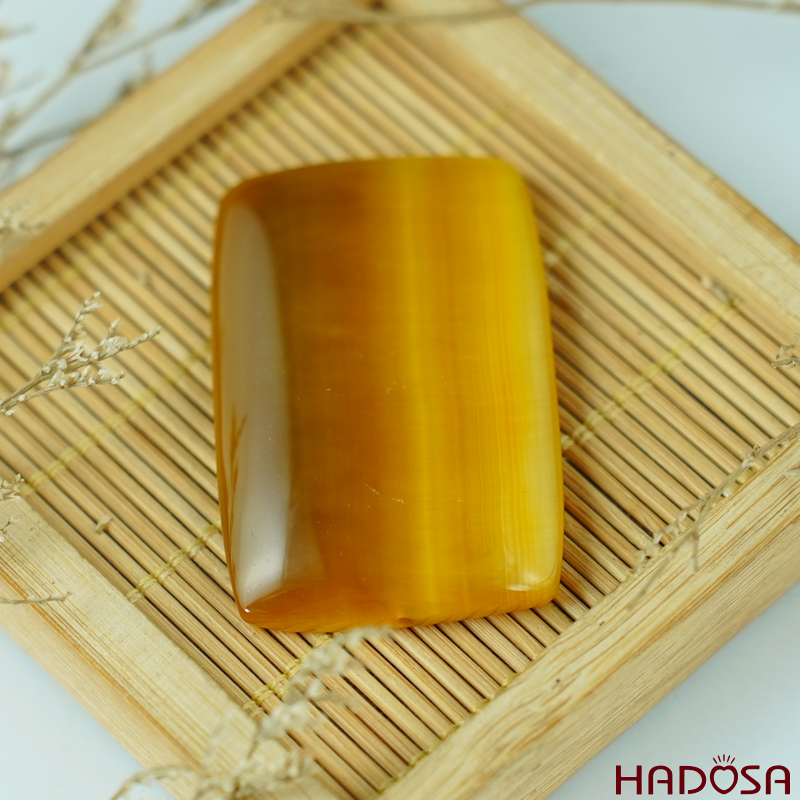 Mặt dây chuyền mắt hổ vàng 48x30mm chuẩn 6A