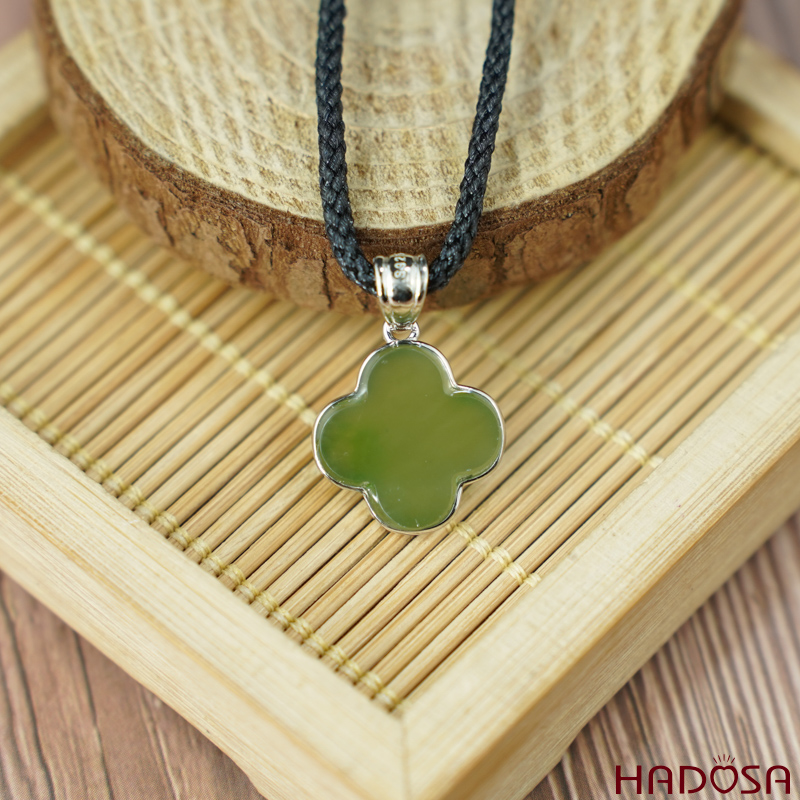 Mặt dây chuyền Ngọc bích 14*14mm bạc 925