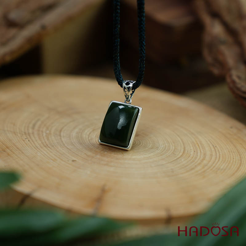 Mặt Ngọc Bích chữ nhật 13x17mm cao cấp