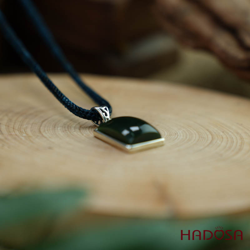 Mặt Ngọc Bích chữ nhật 13x17mm cao cấp