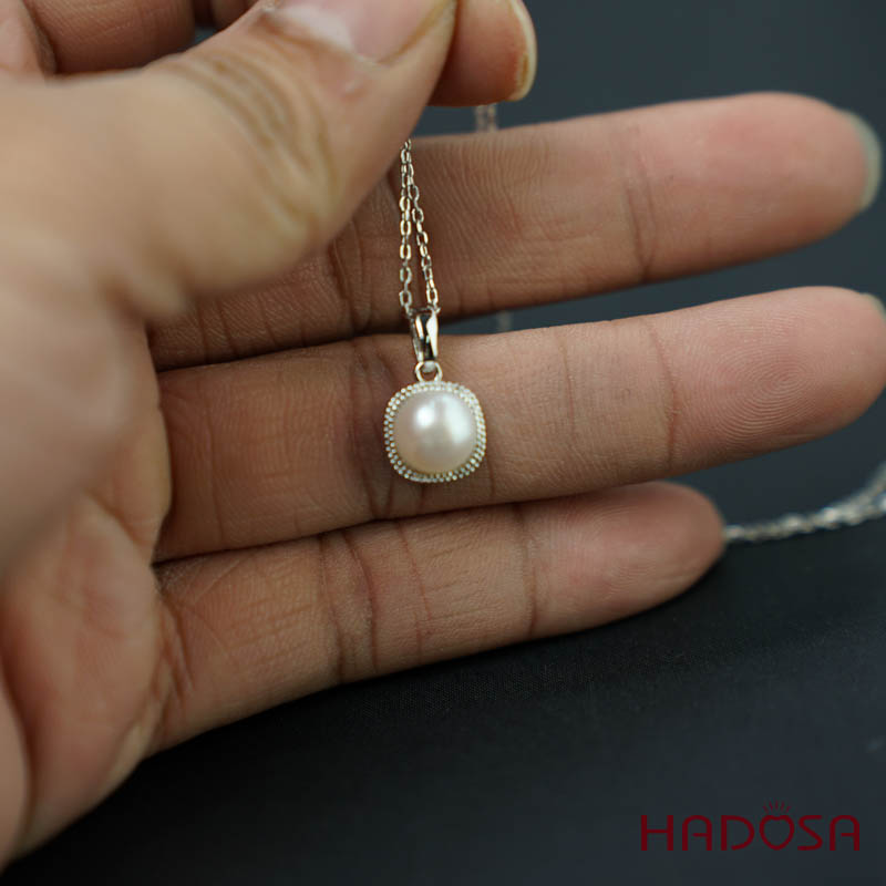 Mặt dây chuyền ngọc trai