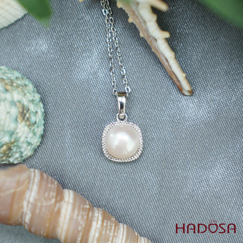 Mặt dây chuyền ngọc trai