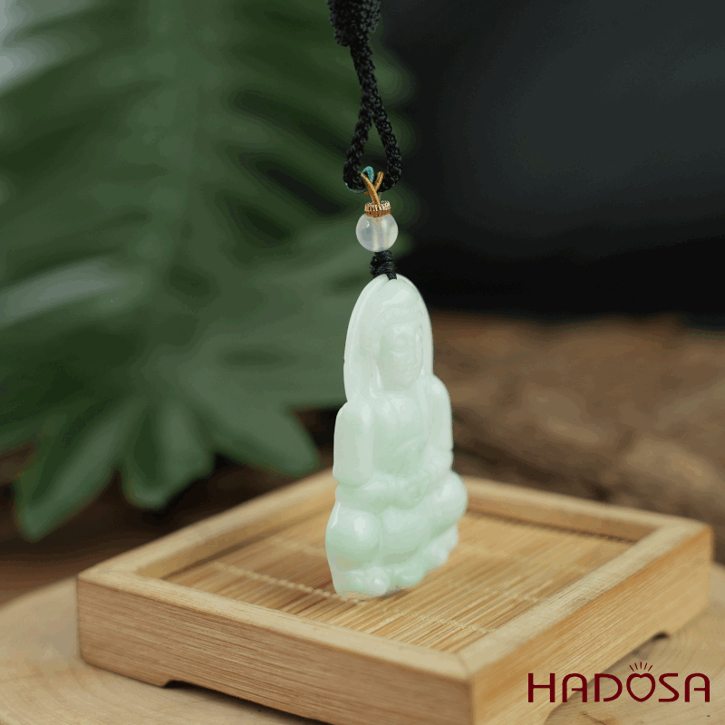 Phật Quan Âm Ngọc Cẩm Thạch A Nếp Chủng 50x32mm