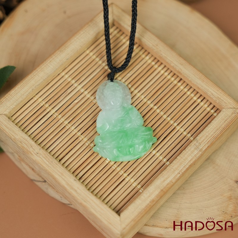 Mặt Quan Âm Cẩm Thạch trắng vân lý 38x20x7mm