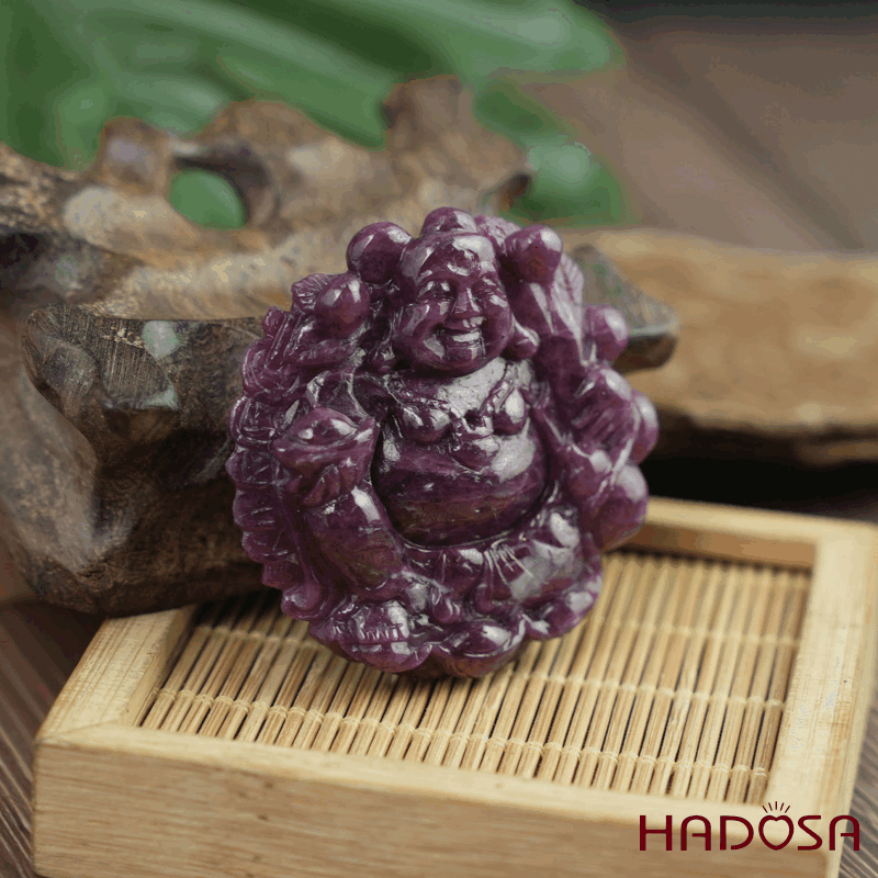 Phật Di Lặc Tụ Tài Ruby Nam Phi 46x47x8mm