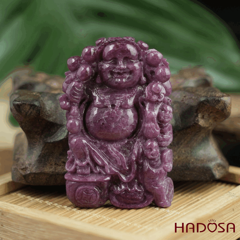 Phật Di Lặc Tụ Bảo Ruby Nam Phi 34x52x8mm