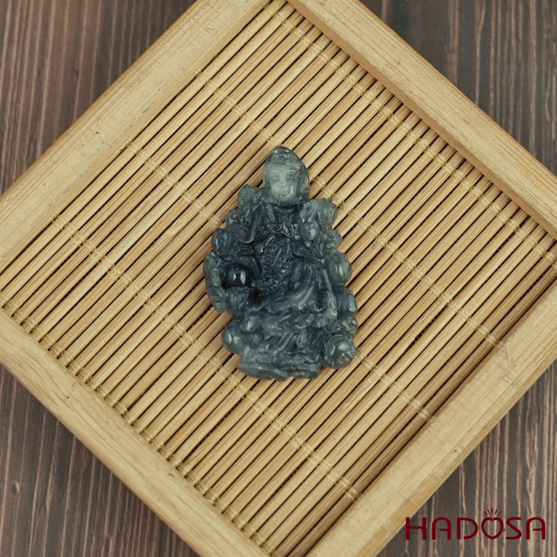 Quân Âm Tịnh Vân Sapphire 21x35x6mm