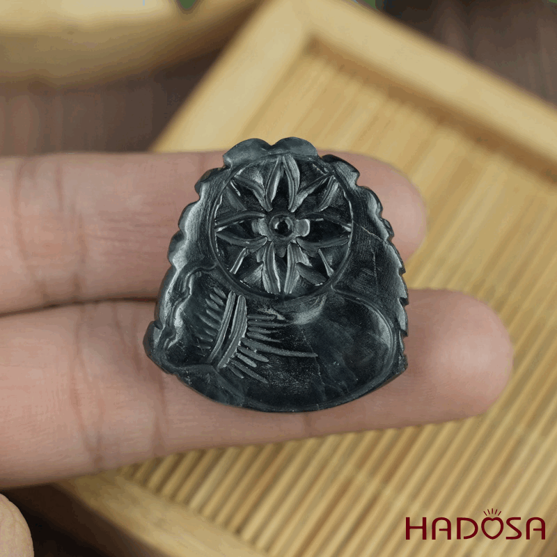 Phật Di Lặc Tụ Phúc Sapphire 28x29x12mm