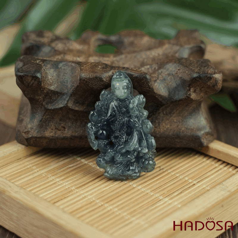 Quân Âm Tịnh Vân Sapphire 21x35x6mm