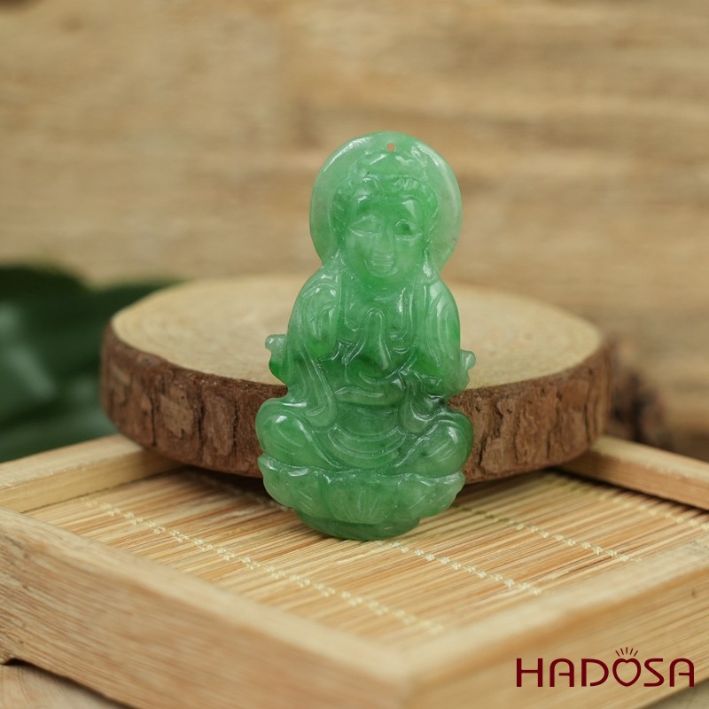 Mặt Quan Âm Cẩm Thạch xanh lý 43x21x6mm