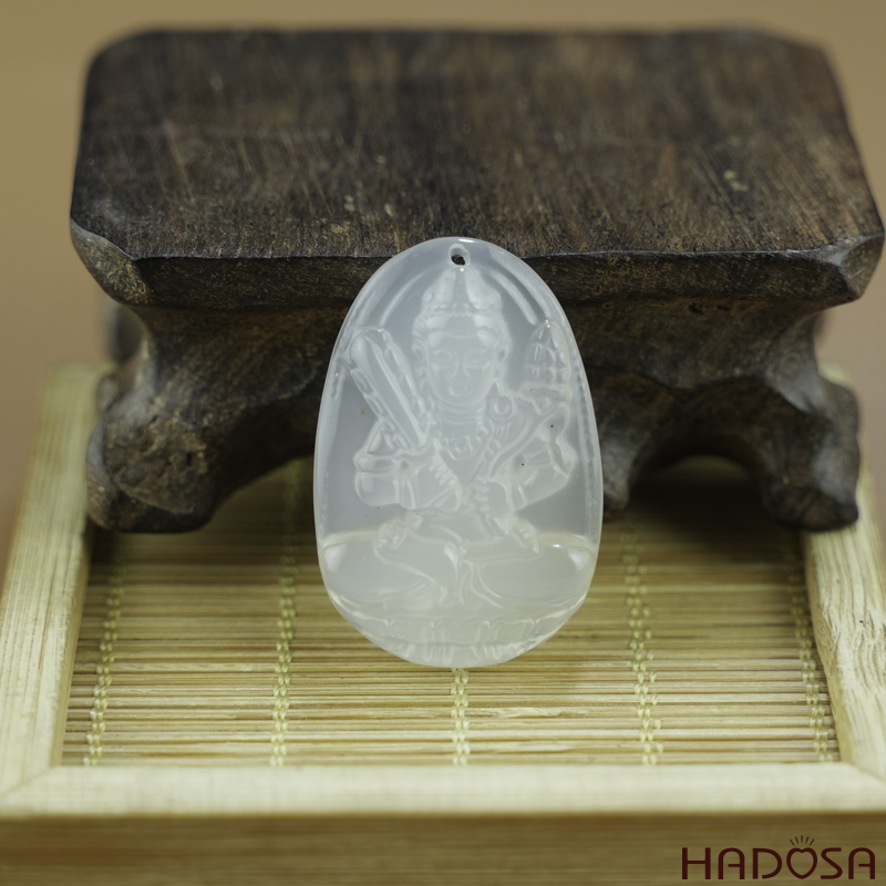 Mặt Hư Không Tạng (Sửu, Dần) đá mã não trắng 37mm