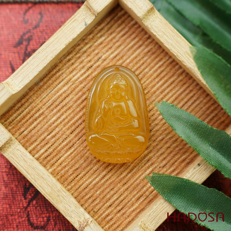 Mặt Phật bản mệnh Adida (Tuất, Hợi) mã não vàng 37mm