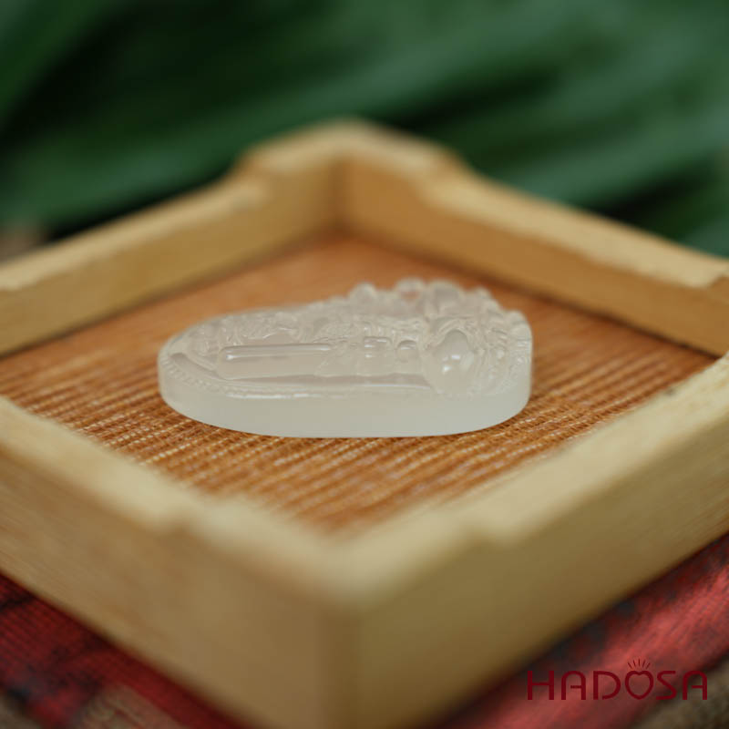 Mặt Phật bản mệnh Bất Động Minh Vương (Dậu) mã não trắng 37mm