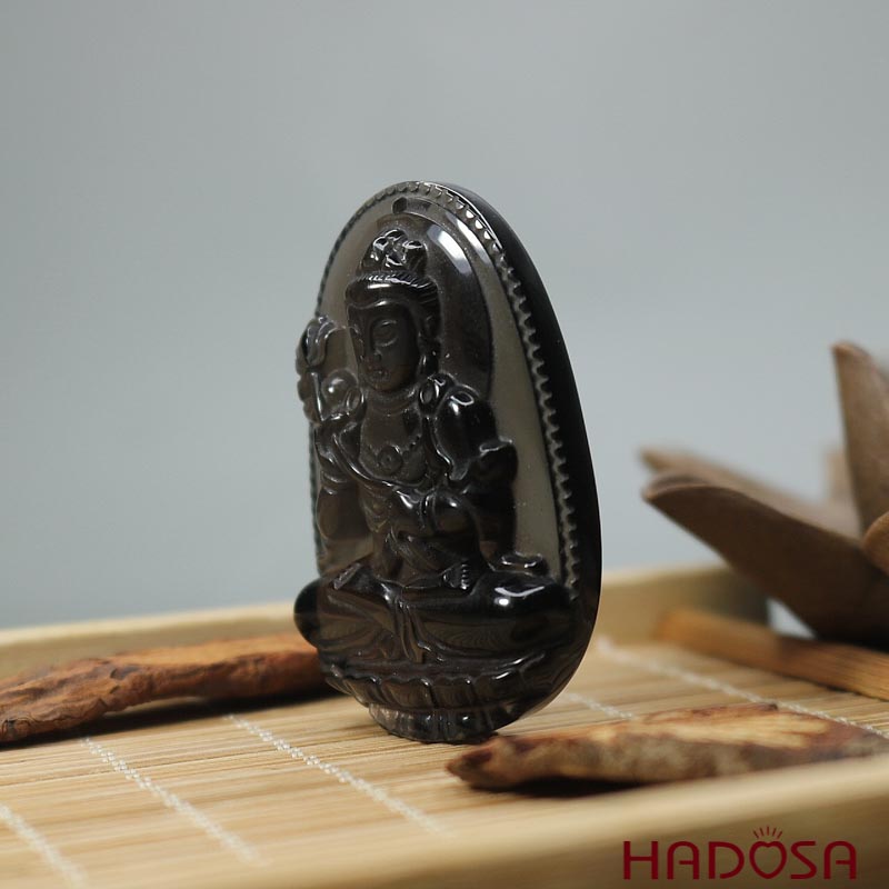Mặt Phật bản mệnh tuổi Ngọ đá thạch anh khói 50x32mm