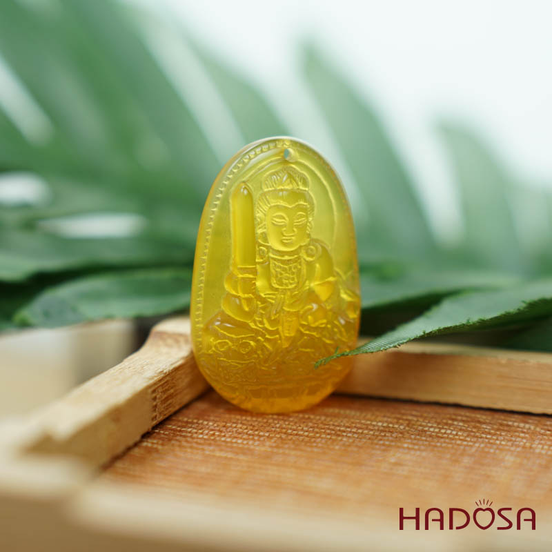 Mặt Phật bản mệnh Vân Thù Bồ Tát (Mão) mã não vàng 37mm