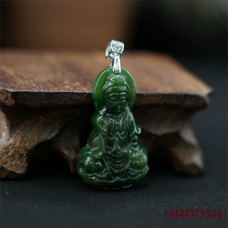 Mặt Quan Âm Ngọc Bích 18x30mm