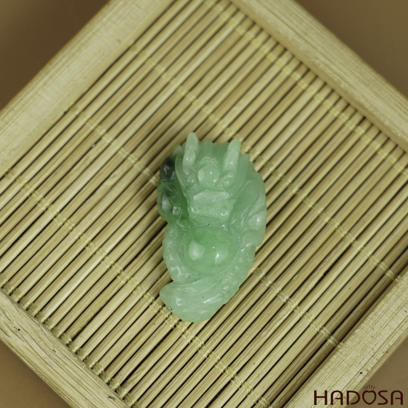 Mặt Cẩm Thạch Rồng ngậm long châu 19x31mm