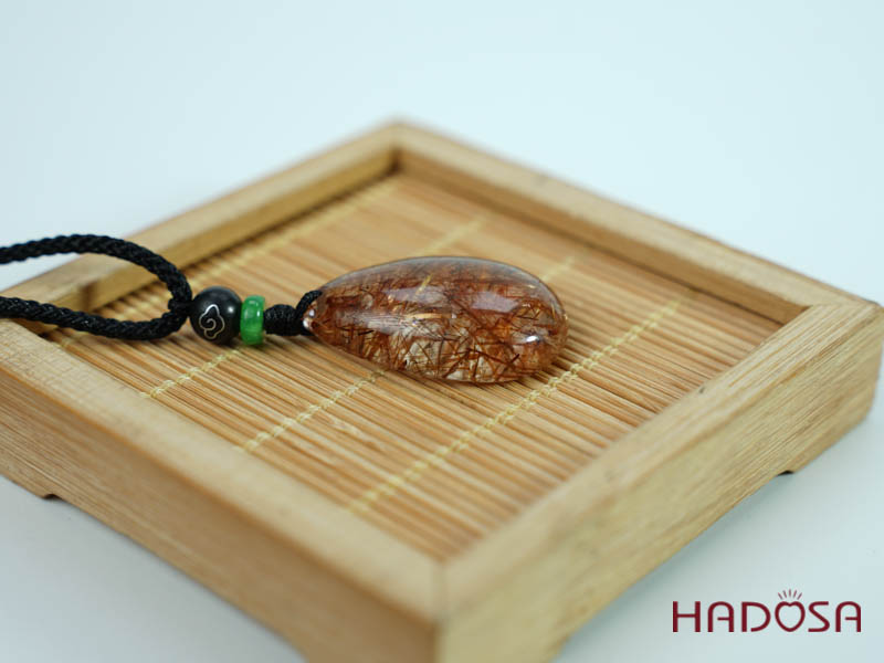 Mặt thạch anh tóc nâu đỏ giọt nước