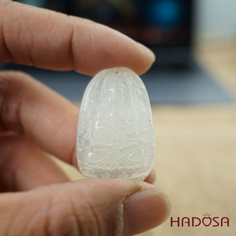 Mặt Thiên Thủ (Tý) đá mã não trắng 37mm