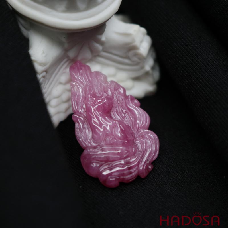 Mặt Hồ Ly Chúa Ruby hồng tự nhiên