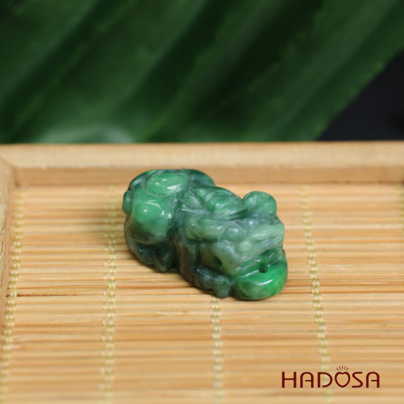 Mặt Tỳ Hưu Cẩm Thạch xanh lí 28mm