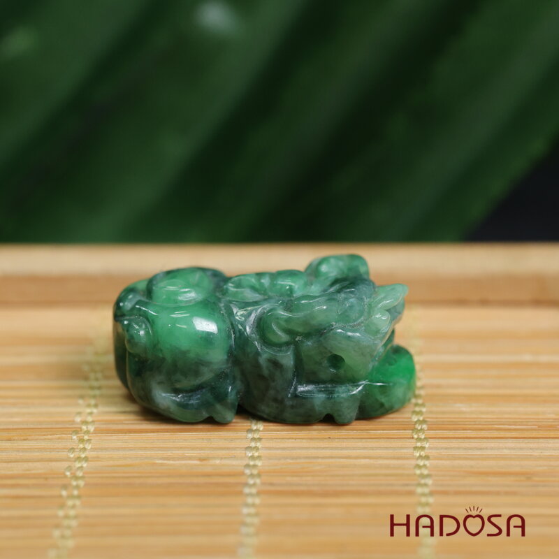 Mặt Tỳ Hưu Cẩm Thạch xanh lí 28mm