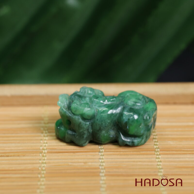 Mặt Tỳ Hưu Cẩm Thạch xanh lí 28mm