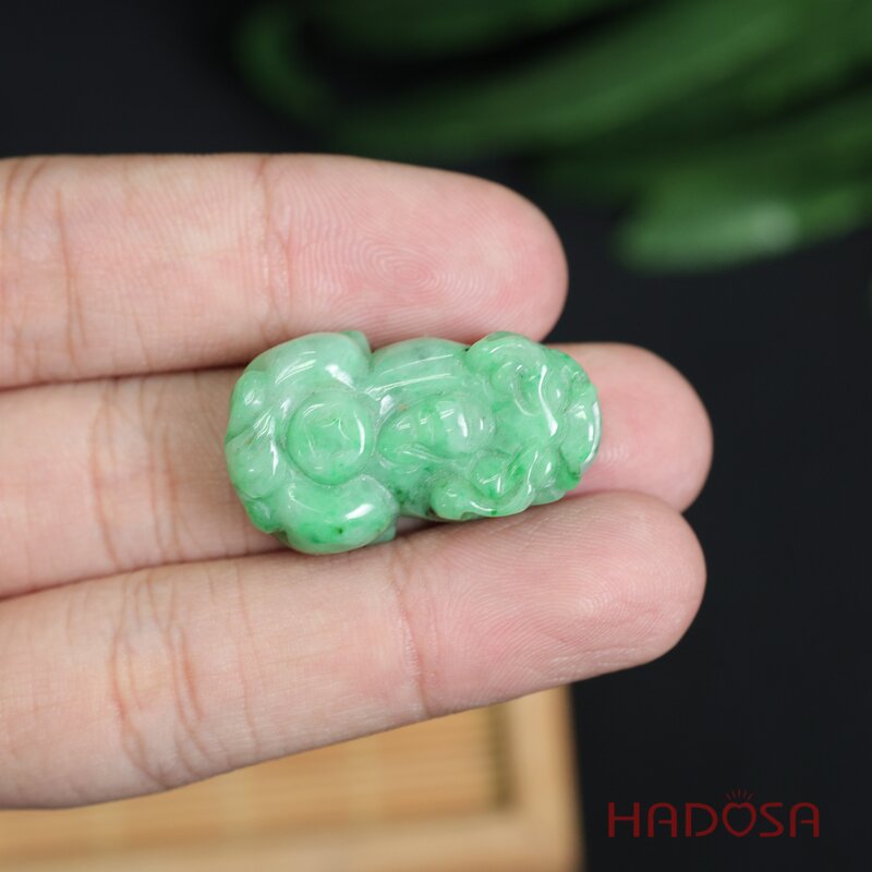 Mặt Tỳ Hưu Cẩm Thạch xanh lí 33mm