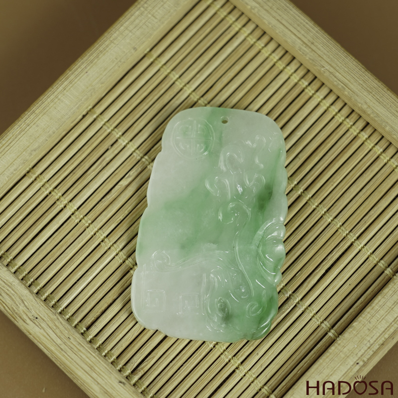 Mặt Cẩm Thạch Vô Sự Bài chạm khắc xanh lí 26x43x5mm