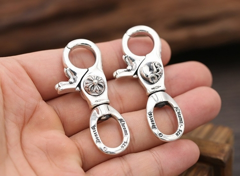 Móc gài chrome heart 55x25mm