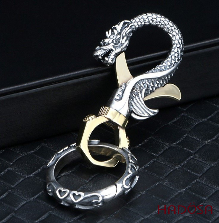 Móc treo bạc Thái hình Rồng