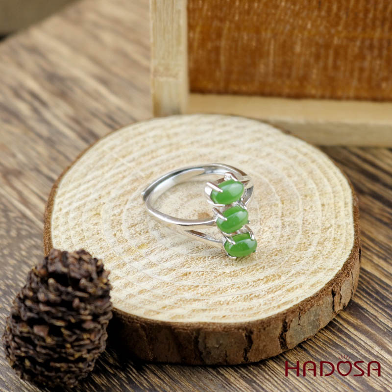 Nhẫn Ngọc Bích Canada (4*6mm) bạc 925