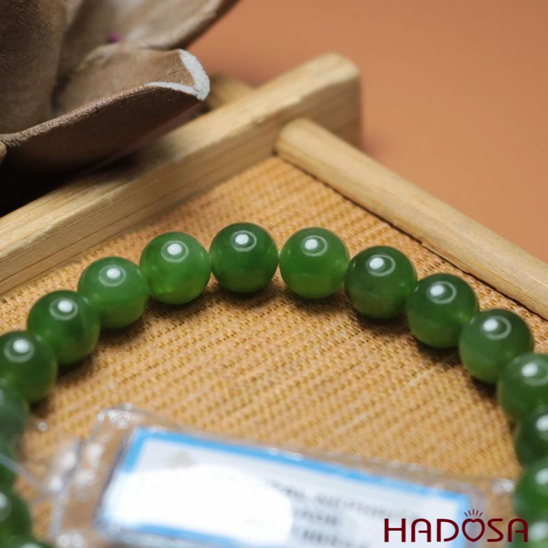 Vòng Ngọc Bích Canada 8mm cao cấp