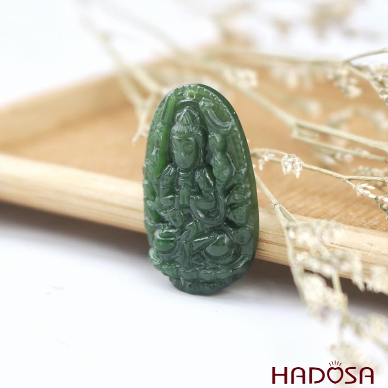 Mặt Ngọc Bích Thiên Thủ Thiên Nhãn (Tý) 30x18mm